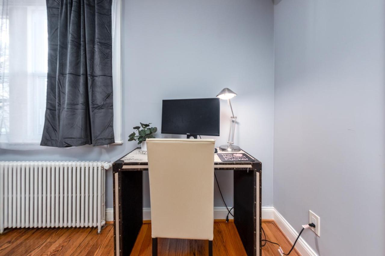 Capitol Hill Apartment With Free Parking Washington Eksteriør billede